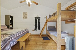 1 chambre, Wi-Fi gratuit, draps fournis