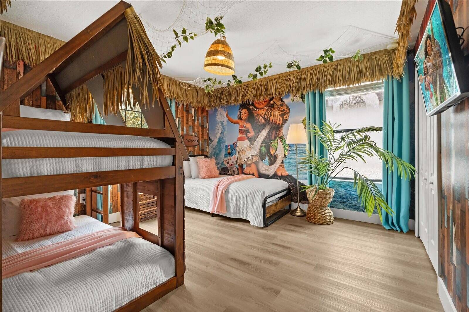 9 bedrooms, iron/ironing board, WiFi, bed sheets