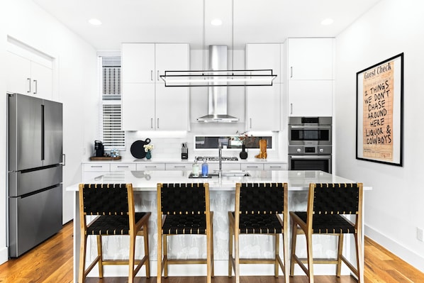 Microwave, oven, stovetop, dishwasher