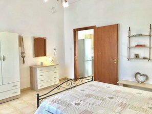 1 Schlafzimmer, Bügeleisen/Bügelbrett, kostenloses WLAN