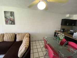 تلفزيون ذكي