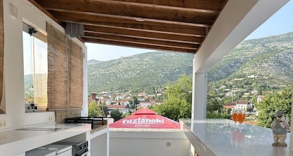 Charming 1-bedroom apartment in Blagaj with pool and lush garden