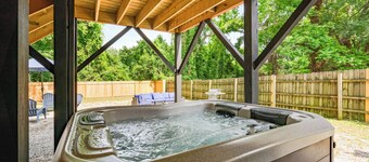 Boho 5BR Modern Villa•Hot Tub•Grill•Patio•Backyard