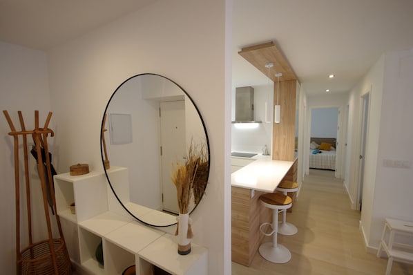 3 bedrooms, bed sheets