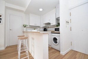 Microwave, stovetop