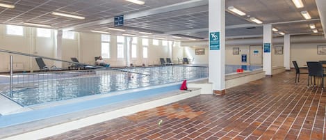 Apartment | Pool | Indoor pool, outdoor pool