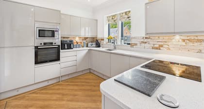 Host Stay Church Lane