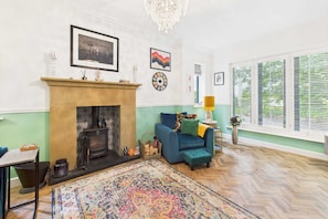 House | 3 bedrooms, desk - Host Stay Church Lane (Middlesbrough)