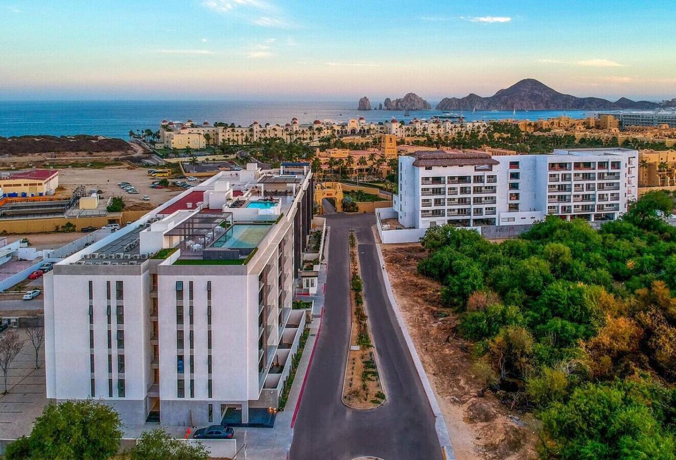 Walking distance to de beach
