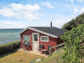 House | Water view
