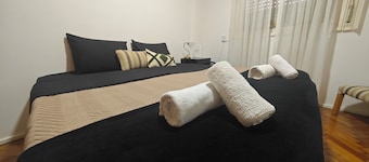 Apartment for 4 guest with terrace in Retiro