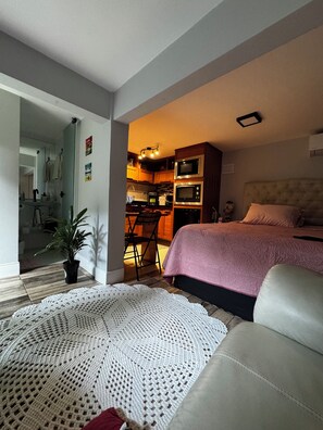 1 bedroom, travel crib, WiFi, bed sheets