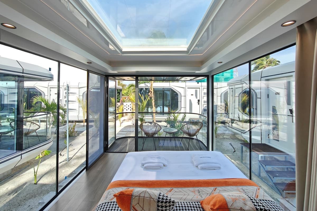 Superior Room, Balcony, Garden View | Blackout curtains, iron/ironing board, free WiFi