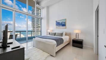 Superior Apartment | Individually furnished, soundproofing, iron/ironing board, free WiFi