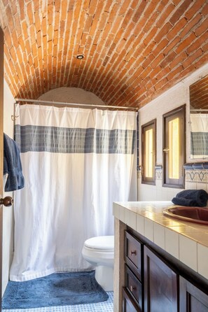 Hair dryer, towels