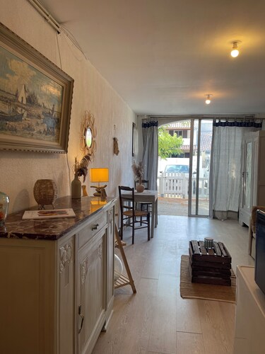 Studio 500 meters from the sea