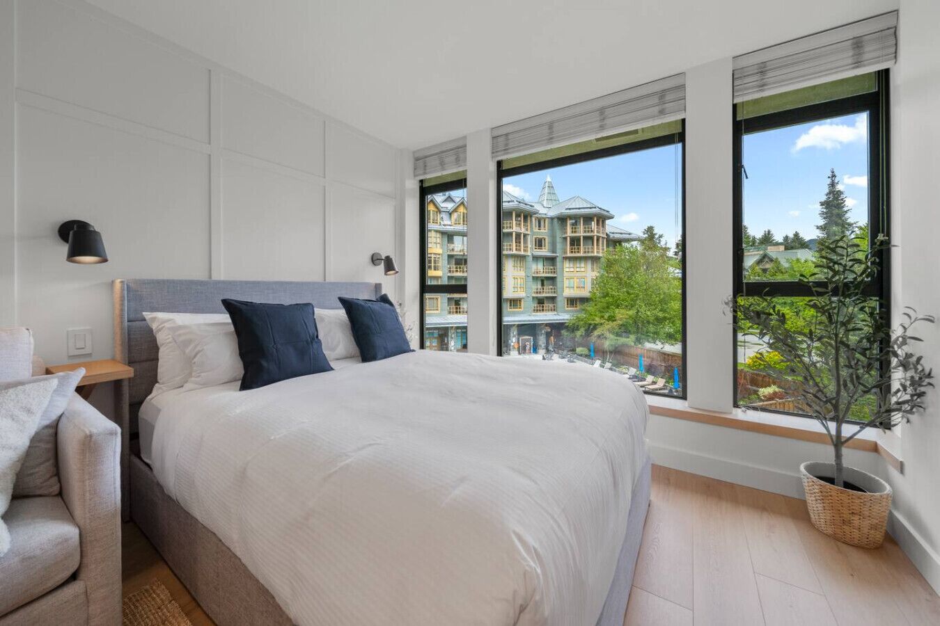 Skrivbord, strykjärn/strykbräda, gratis wi-fi och sängkläder