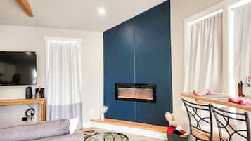 Smart-TV, Kamin