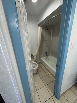 Bathroom | Towels, soap, toilet paper - spanish trails inn (Lancaster)