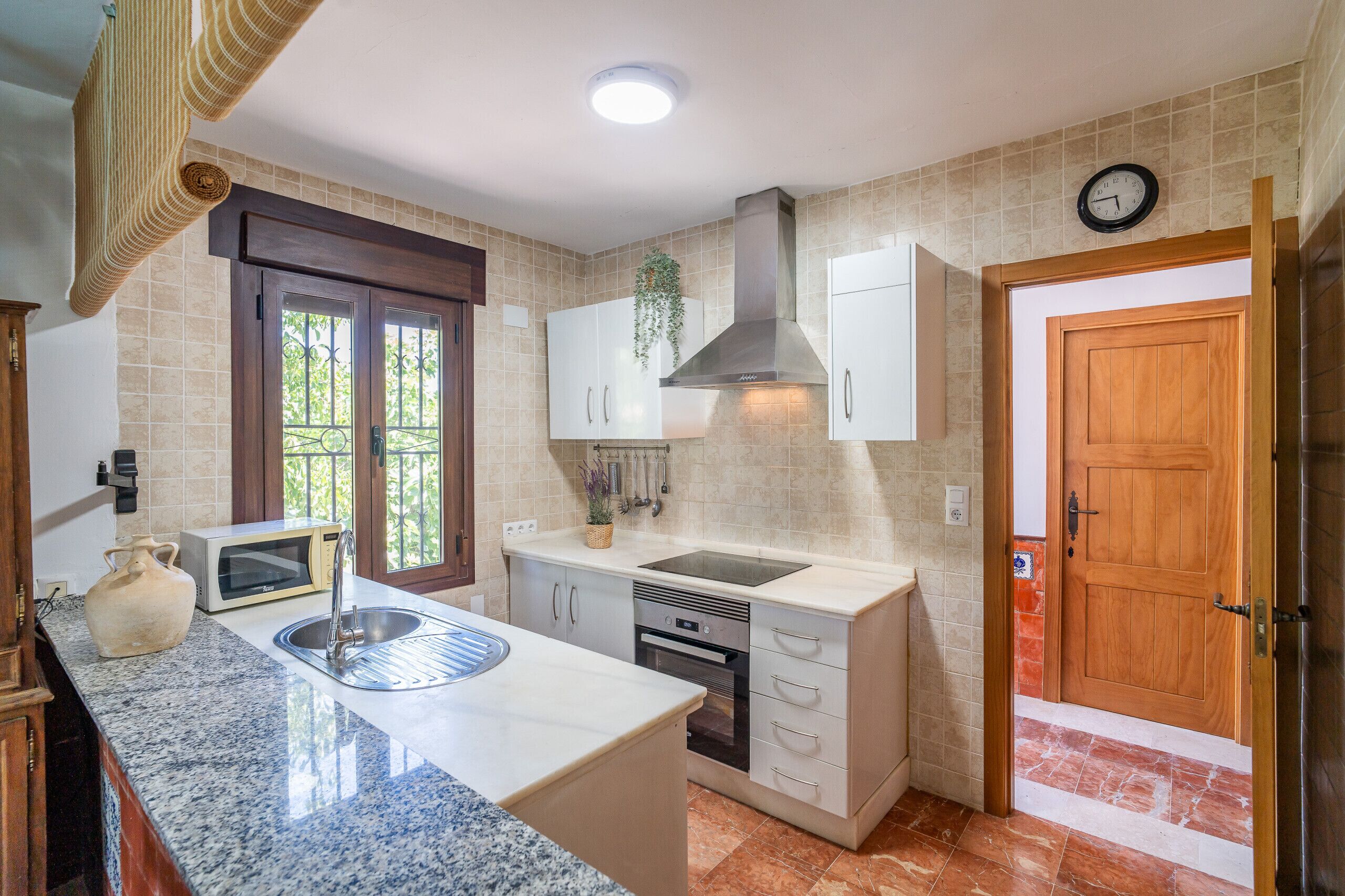 冰箱、微波炉、烤箱、茶具/咖啡用具