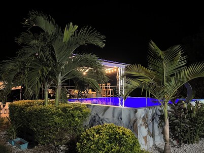 Farm with swimming pool 5 min from Hacienda Napoles Serene Mountain in Doradal