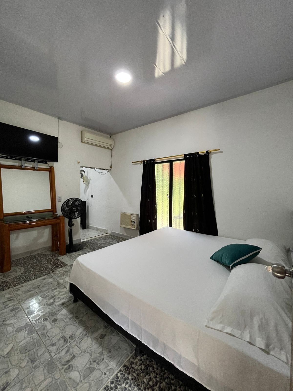 3 間睡房、Wi-Fi、床單