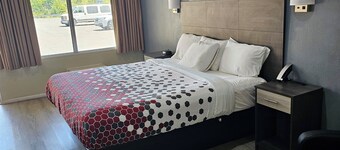 The Edyn Hotel