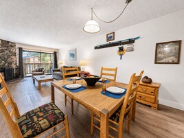 Family Condo | Living area