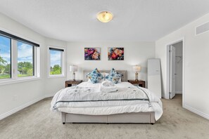 4 bedrooms, iron/ironing board, travel crib, free WiFi