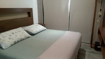 3 chambres, fer et planche Ă  repasser, Wi-Fi, draps fournis