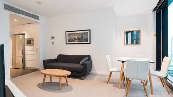 Apartment, Accessible | 2 bedrooms, Internet