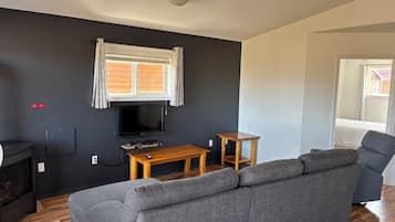 Televisie en een open haard