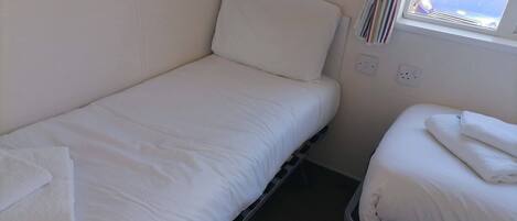 2 makuuhuonetta, vuodevaatteet