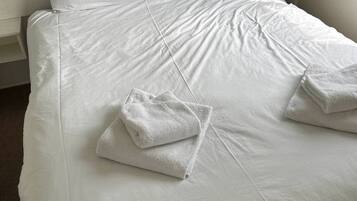 2 bedrooms, bed sheets