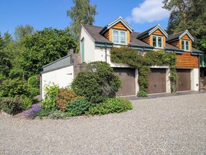 Exterior - The Hideaway (Shrewsbury)