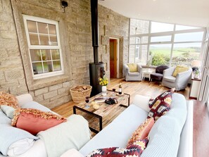 Interior - Bush Nook House (Brampton)