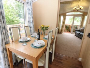 تناول الطعام