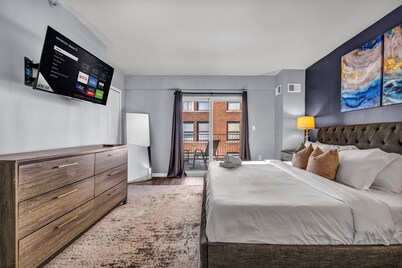 Charming loft in lovely DT Cleveland - Free parking - Balcony - Gym