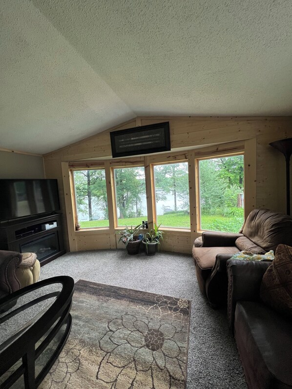 Living area - Home on the Apple River (Amery)