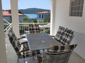 Balcony - Cozy Seaview Retreat A & M Apartments (Pirovac)