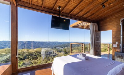 Cabana com vista panorâmica VST006