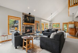 Smart-TV, Kamin, Tischfußball, Stereoanlage