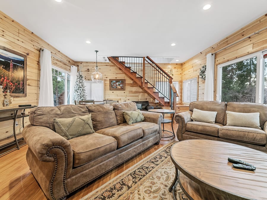 Casa, patio, vista montagna | Area soggiorno | TV, lettore DVD