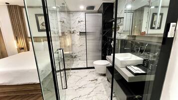 Studio Deluxe | Salle de bain | Chaussons