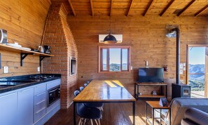 Basic Chalet | Private kitchen - Cabana vista panorâmica e jacuzzi VST022 (Anitápolis)