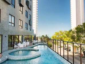 Piscine extérieure