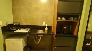 Basic Apartment | Private kitchen