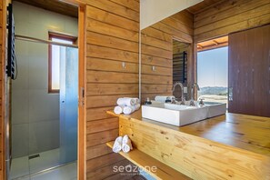 Basic Chalet | Bathroom - Cabana vista Serra Catarinense VST023 (Anitápolis)
