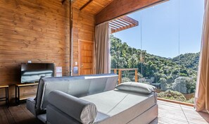 Basic Chalet | Living area