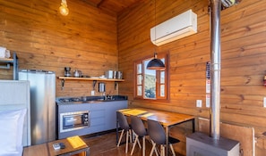 Basic Chalet | Private kitchen - Cabana rústica industrial VST009 (Anitápolis)